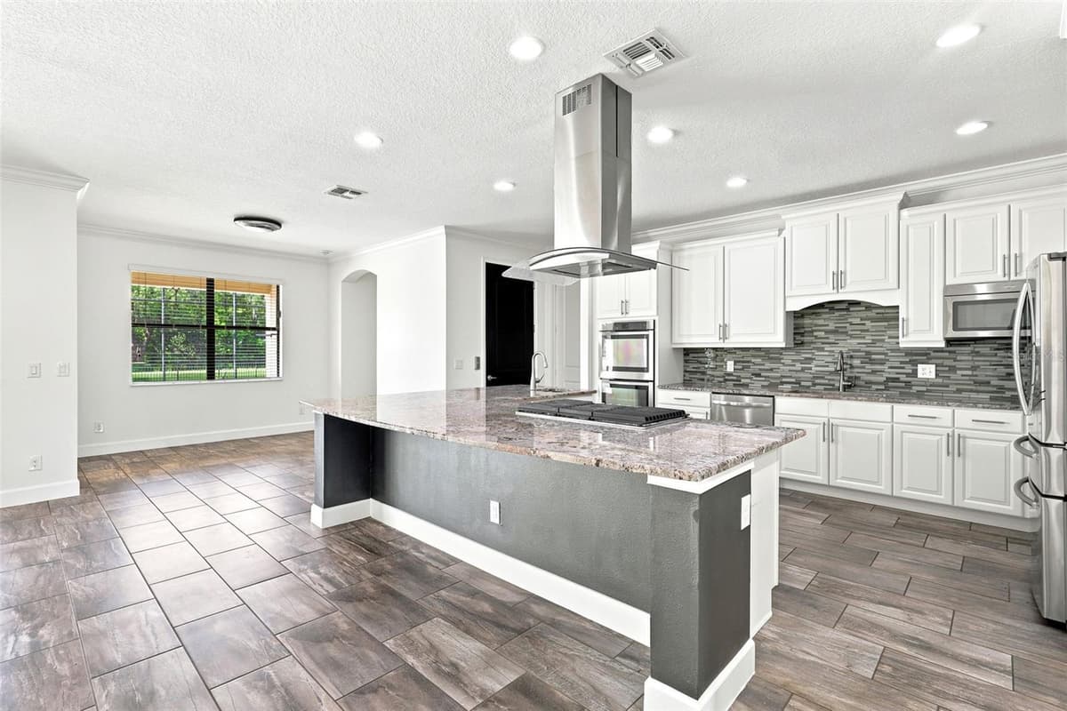 5229 WATERSIDE VISTA LANE — photo 30 of 64