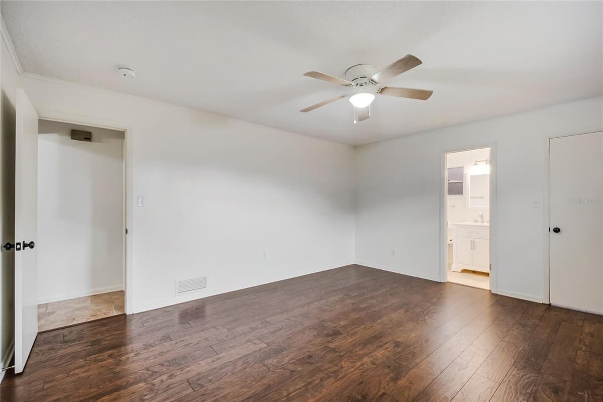 4931 TELLSON PLACE — photo 17 of 38