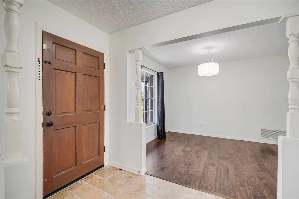 4931 TELLSON PLACE — photo 5 of 38