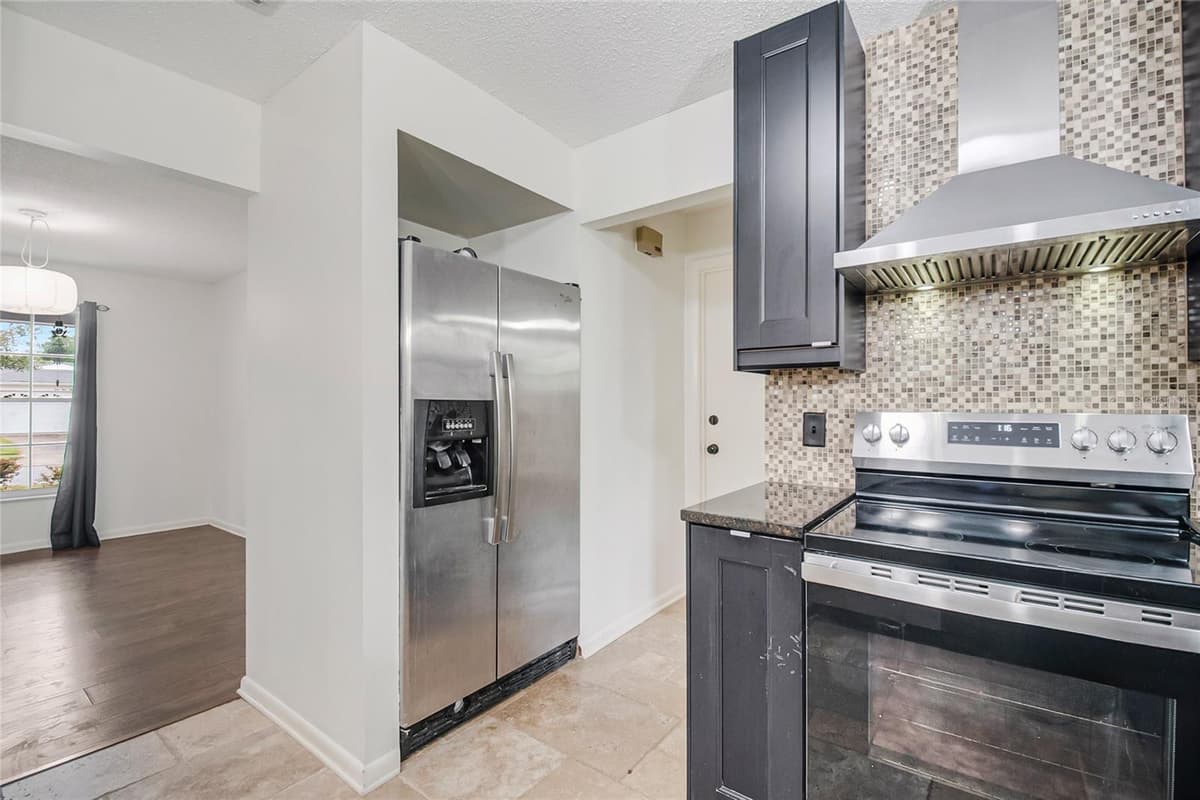 4931 TELLSON PLACE — photo 14 of 38