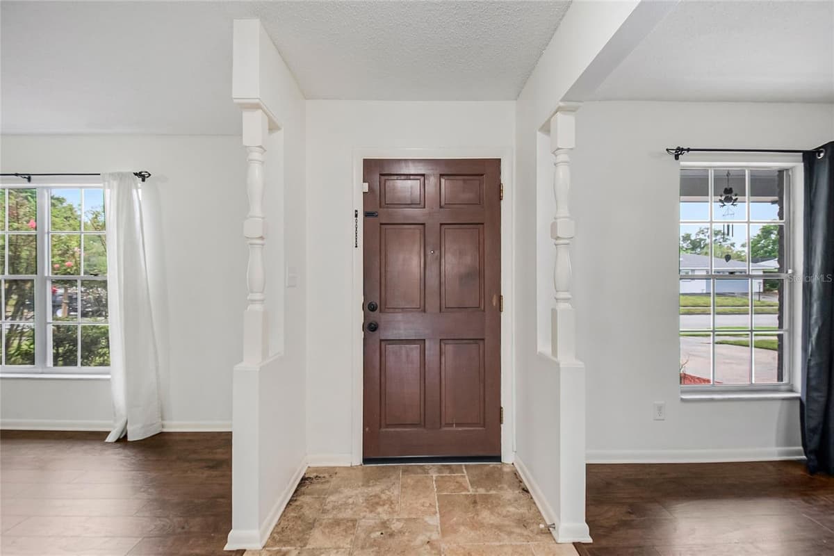 4931 TELLSON PLACE — photo 3 of 38