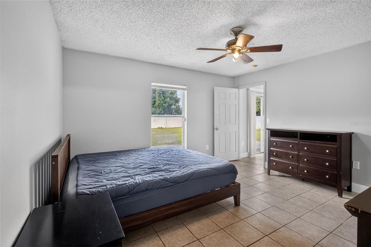 2941 BEDFORD STREET — photo 19 of 33