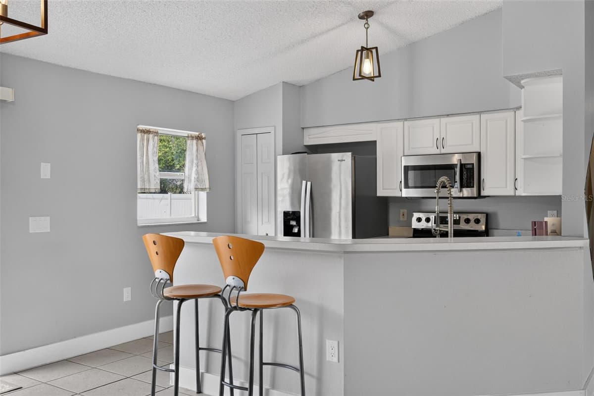 2941 BEDFORD STREET — photo 10 of 33