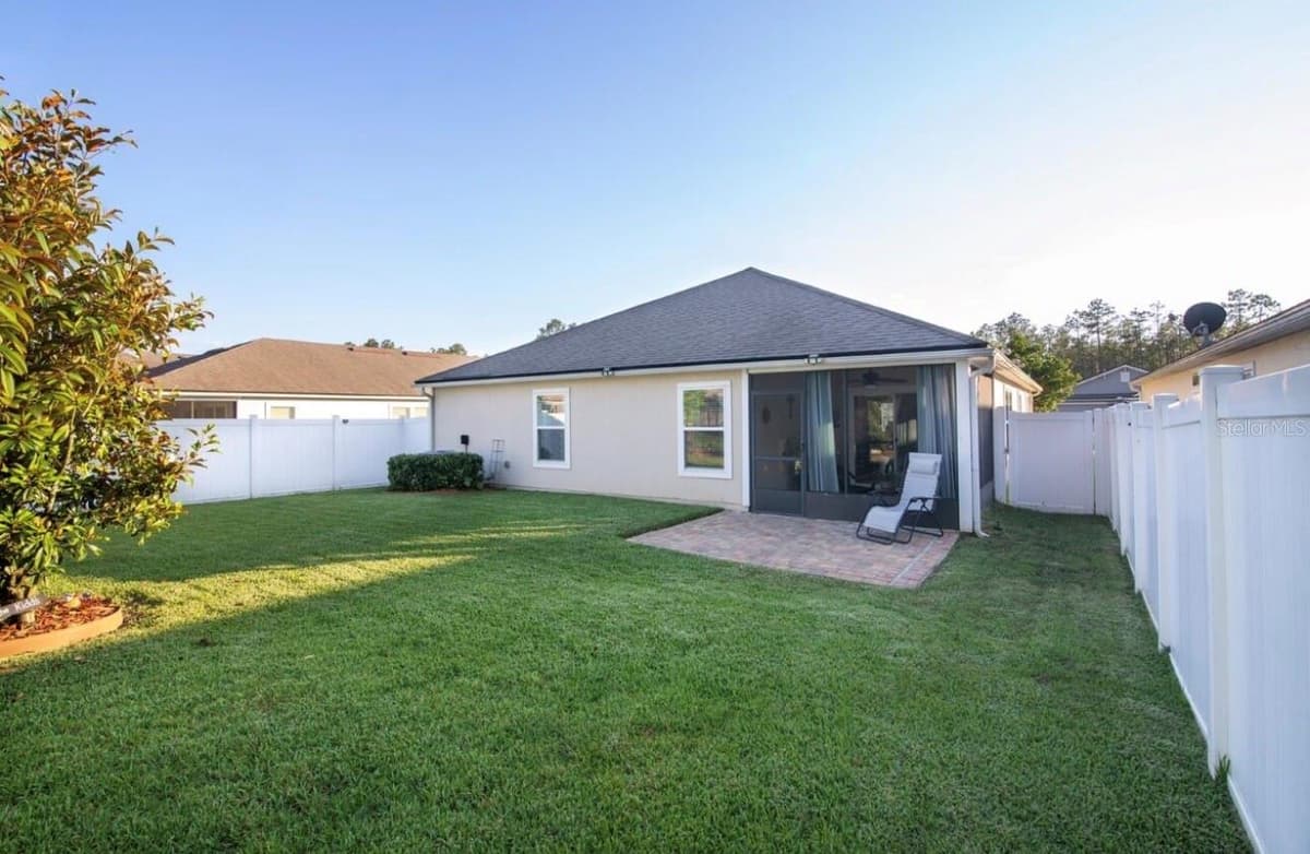 144 HUMMINGBIRD PLACE — photo 11 of 16