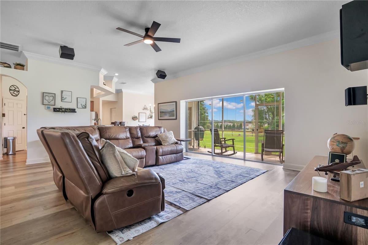 2818 MAYDAY DRIVE — photo 12 of 37