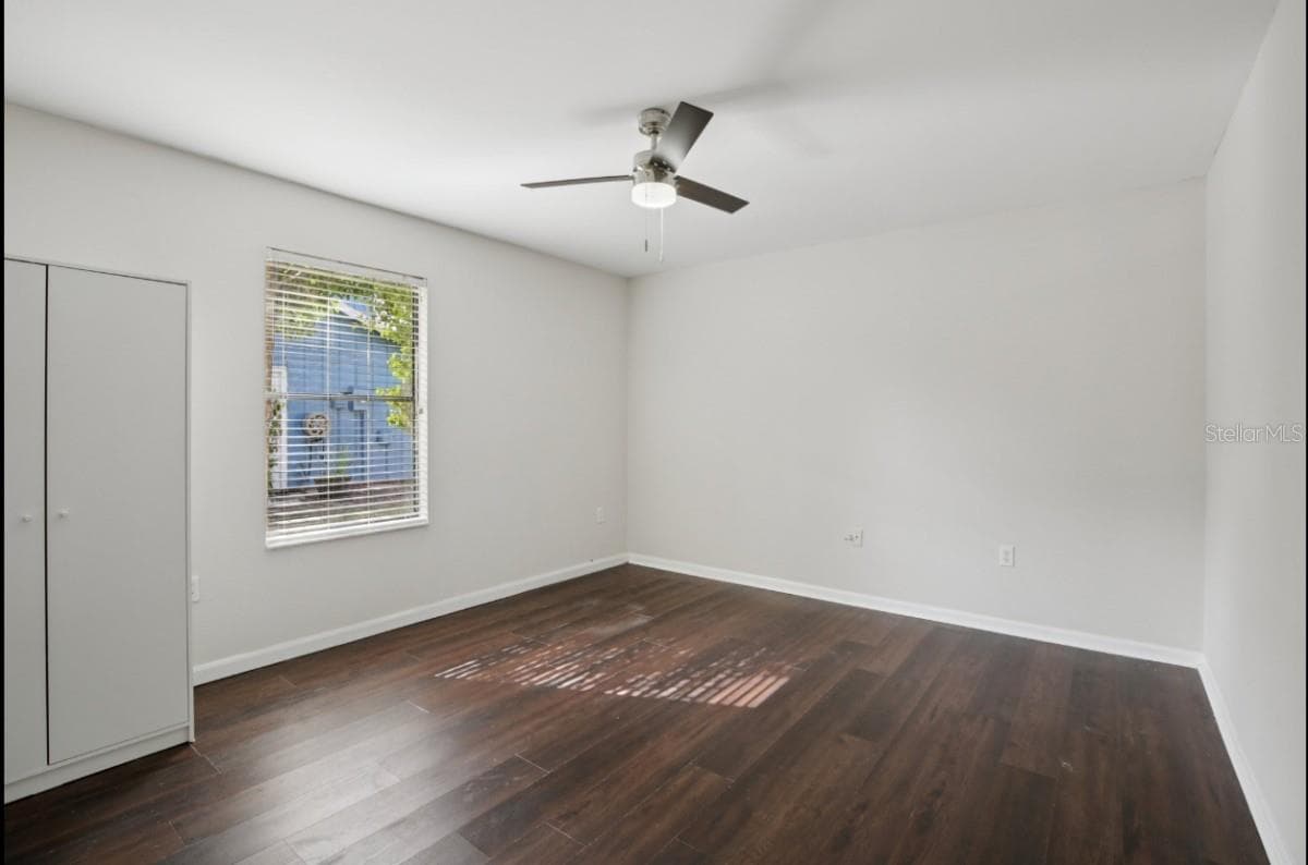 665 EASTPOINTE PARKWAY — photo 18 of 24
