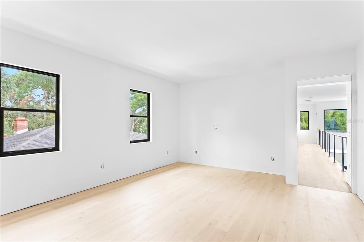2309 RIVERSIDE DRIVE — photo 12 of 17