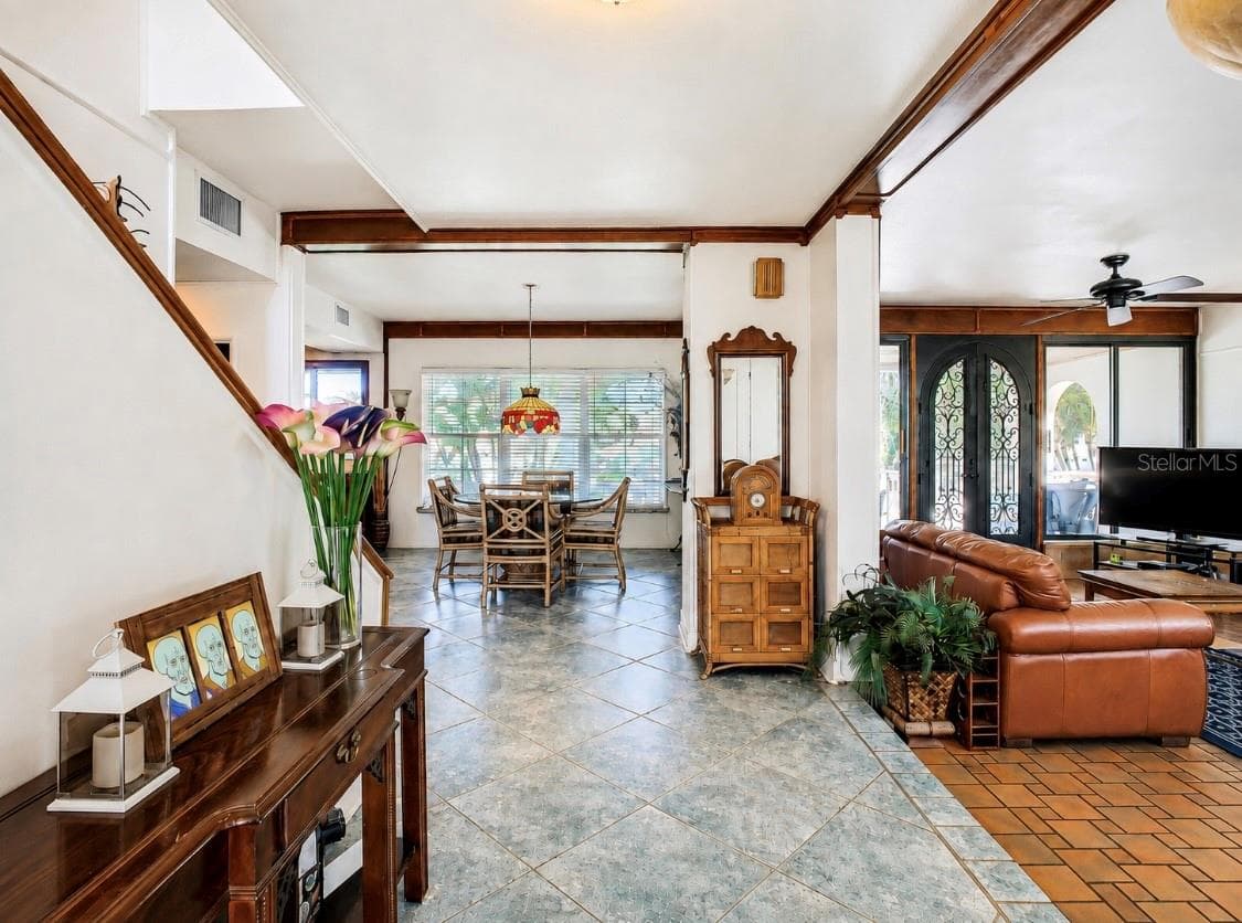 4929 RIVER SHORE DRIVE — photo 4 of 65