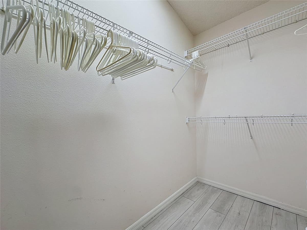 3622 WESTERHAM DRIVE — photo 11 of 73