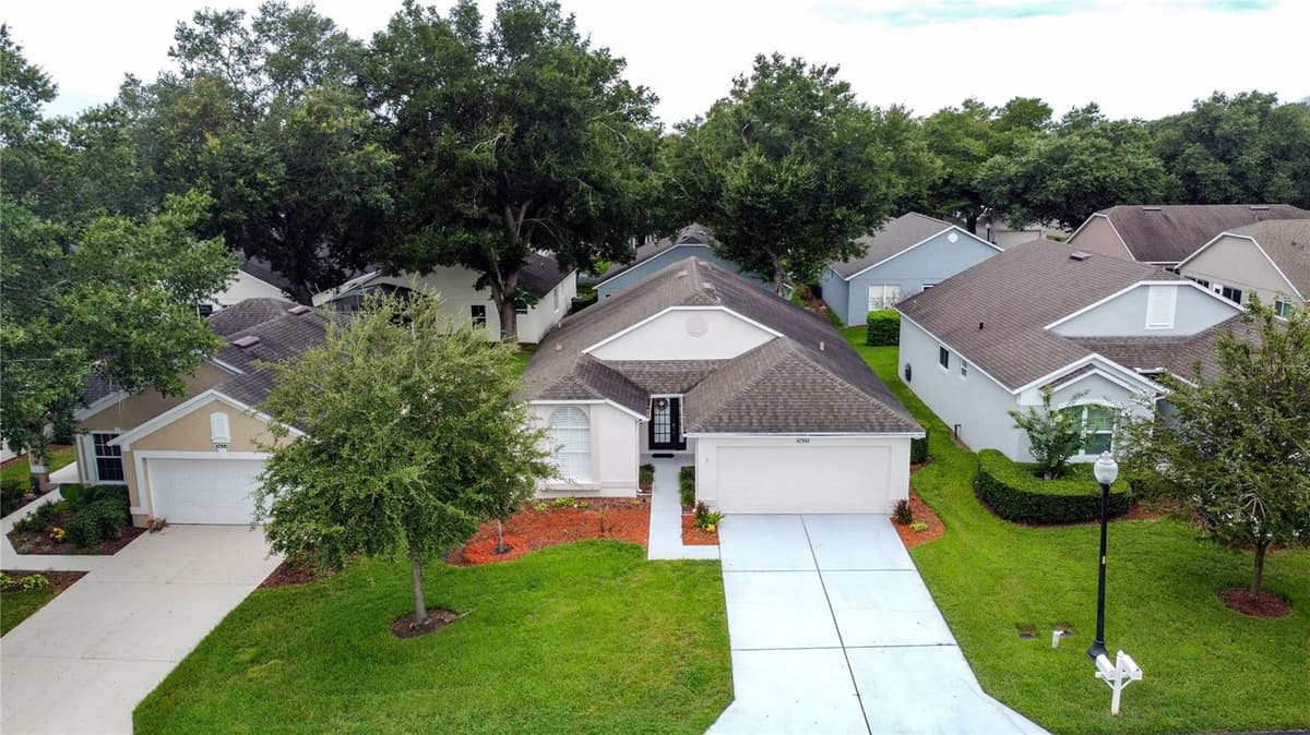 3622 WESTERHAM DRIVE — photo 3 of 73