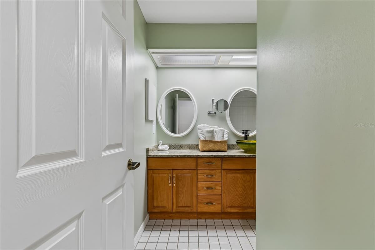 1055 RIVERSIDE RIDGE ROAD — photo 44 of 95
