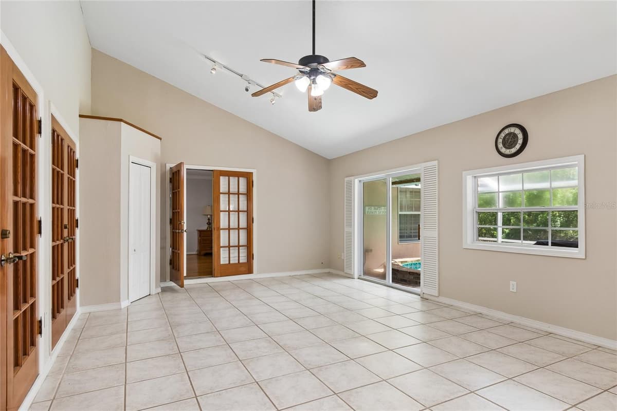 1055 RIVERSIDE RIDGE ROAD — photo 37 of 95