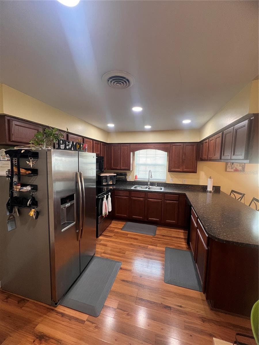 10626 BRESSLYN BOULEVARD — photo 6 of 20