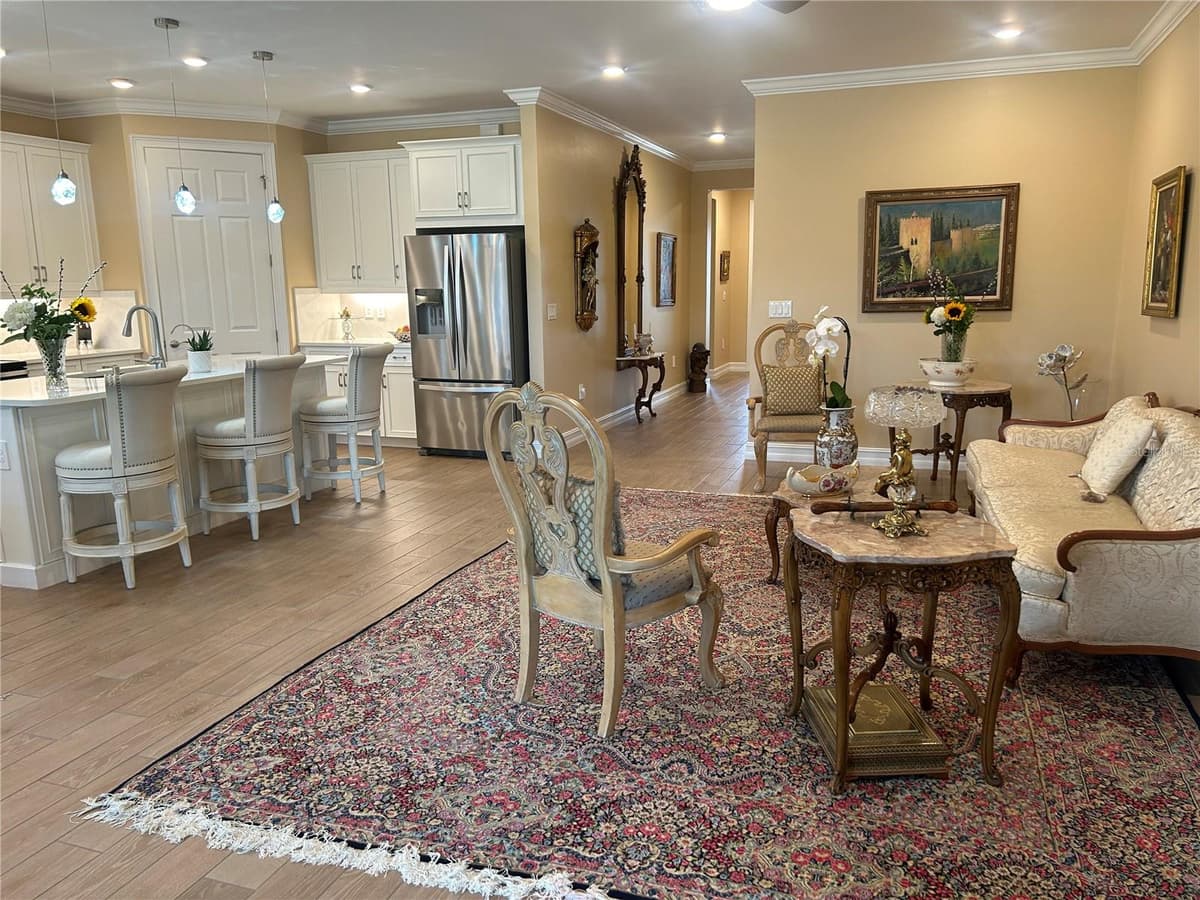 126 VILLA PEROSA WAY — photo 8 of 32