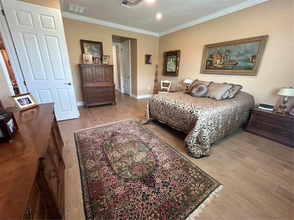 126 VILLA PEROSA WAY — photo 9 of 32