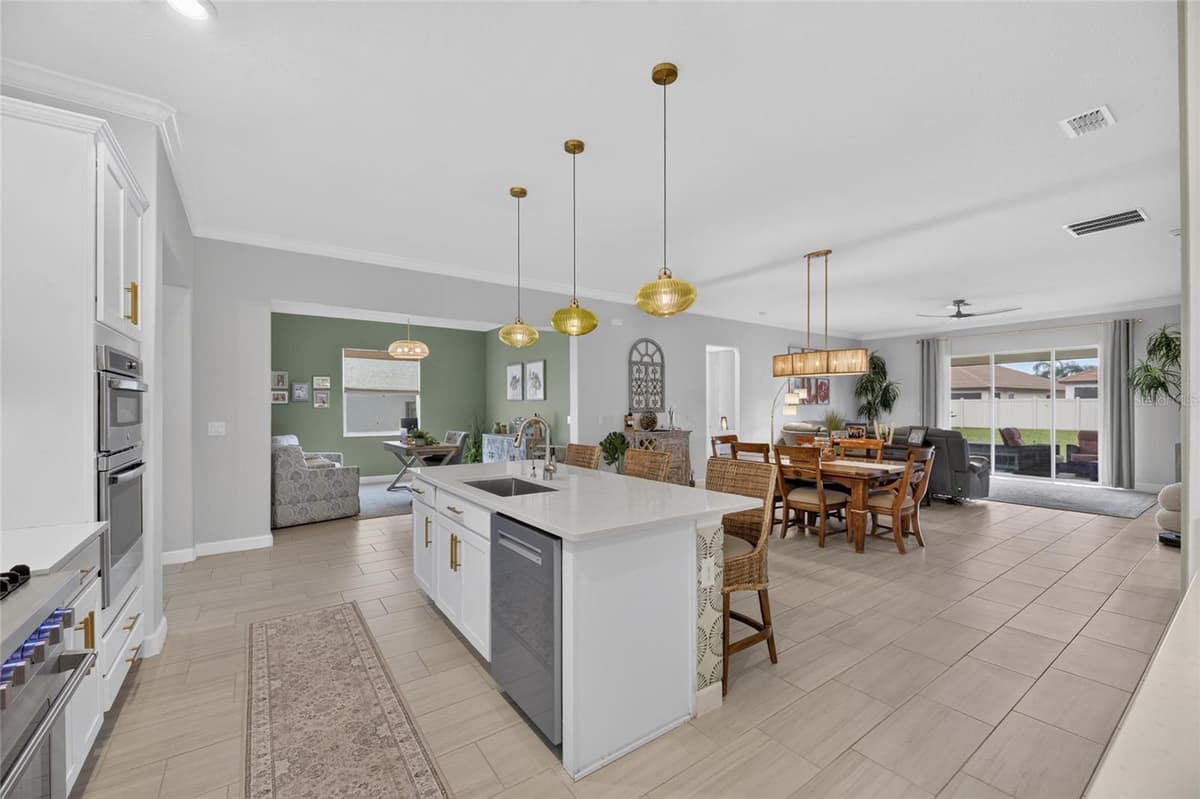 17219 SCUBA CREST STREET — photo 9 of 55