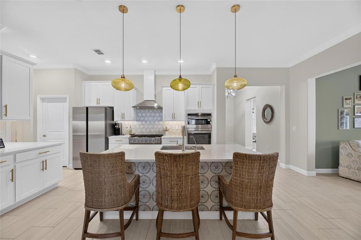 17219 SCUBA CREST STREET — photo 11 of 55