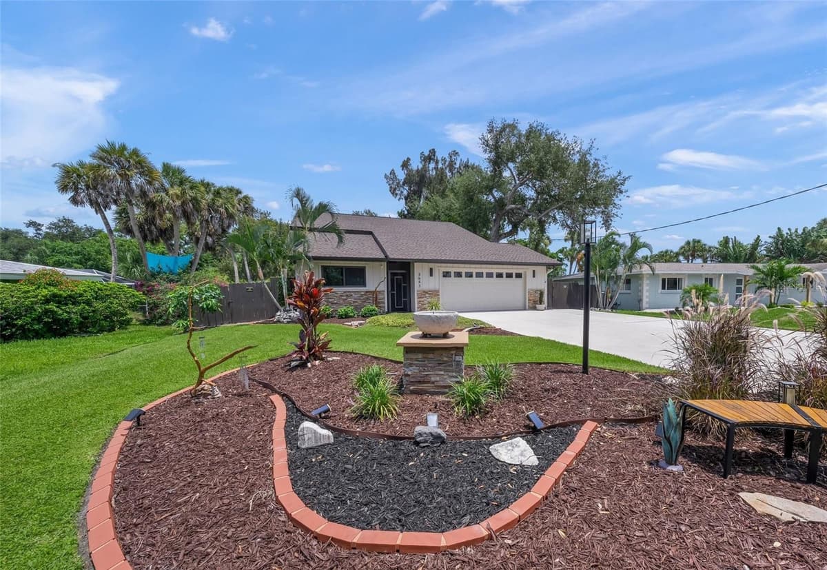3643 MERIDALE ROAD — photo 1 of 50