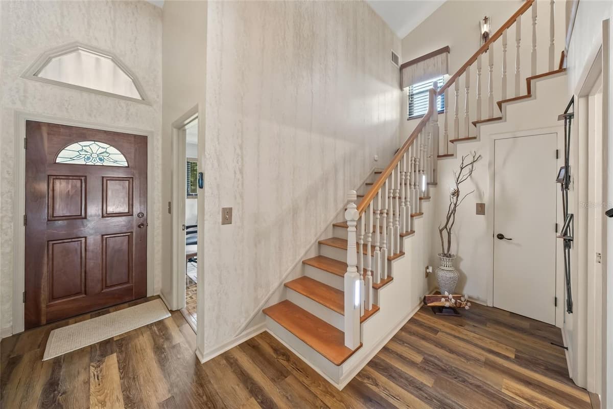 3643 MERIDALE ROAD — photo 14 of 50
