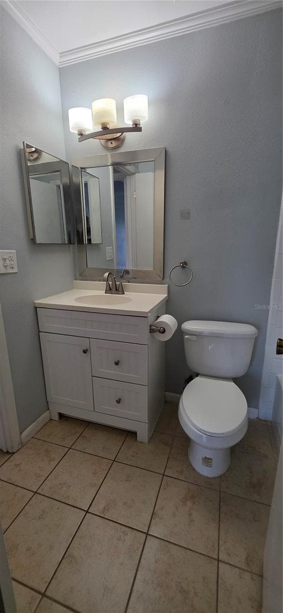 3814 LAKE DRIVE — photo 12 of 25