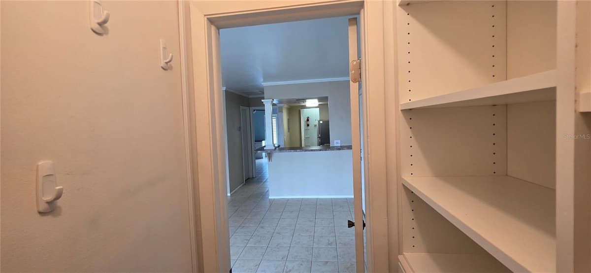 3814 LAKE DRIVE — photo 9 of 25