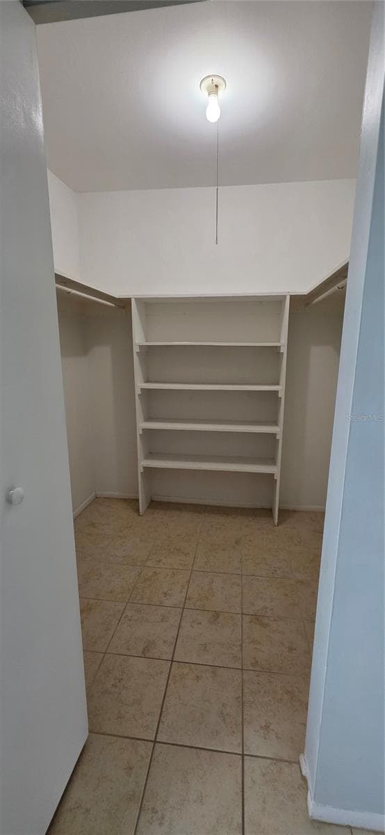3814 LAKE DRIVE — photo 19 of 25
