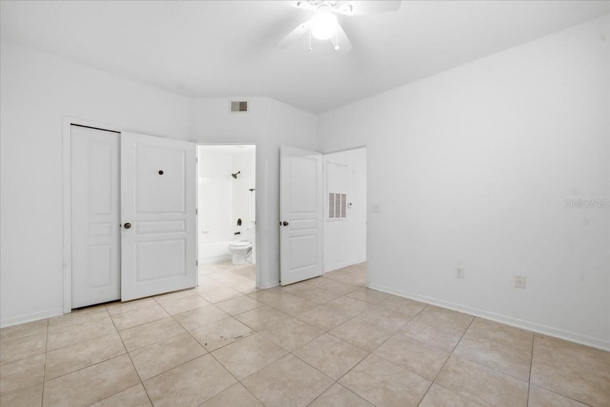 17104 CARRINGTON PARK DRIVE — photo 18 of 28