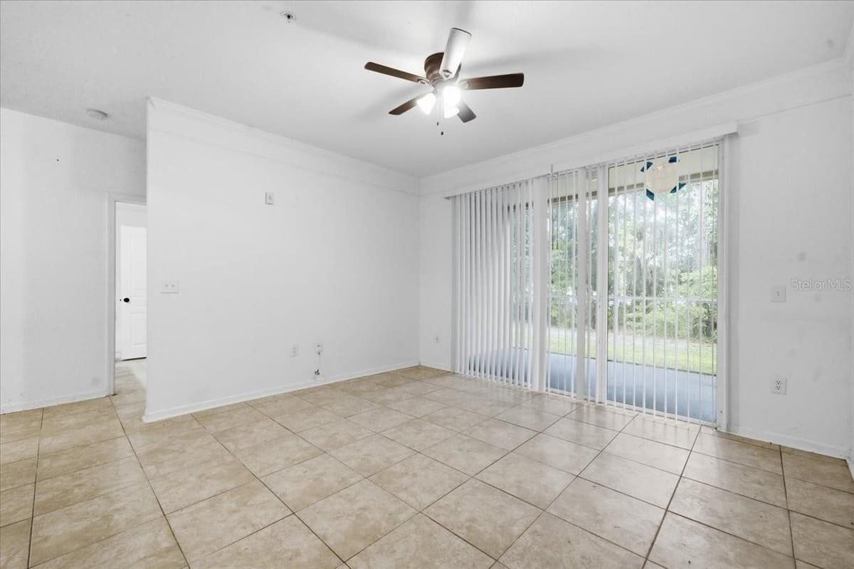 17104 CARRINGTON PARK DRIVE — photo 13 of 28