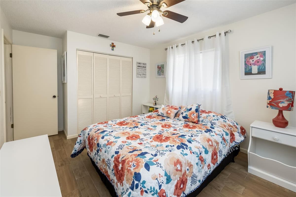 7 PERKINS LANE — photo 20 of 58
