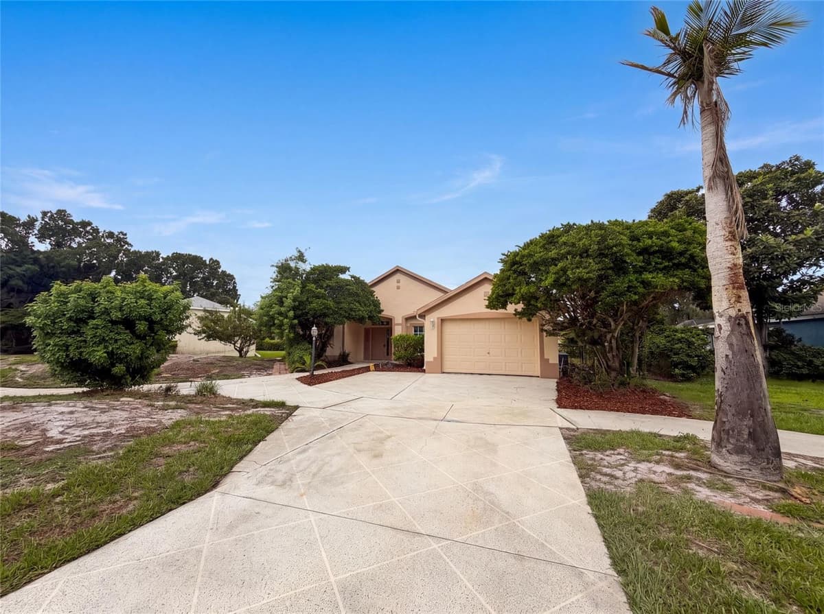 5217 PONCE DE LEON BOULEVARD — photo 1 of 18