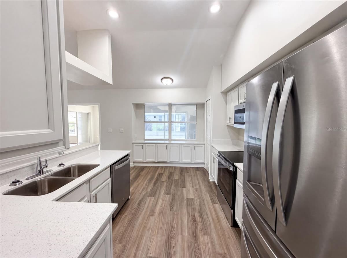 5217 PONCE DE LEON BOULEVARD — photo 6 of 18