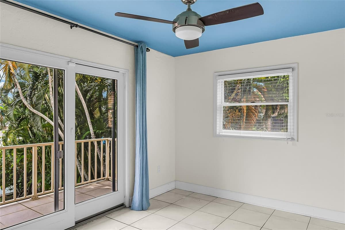 614 NORTON STREET — photo 30 of 60