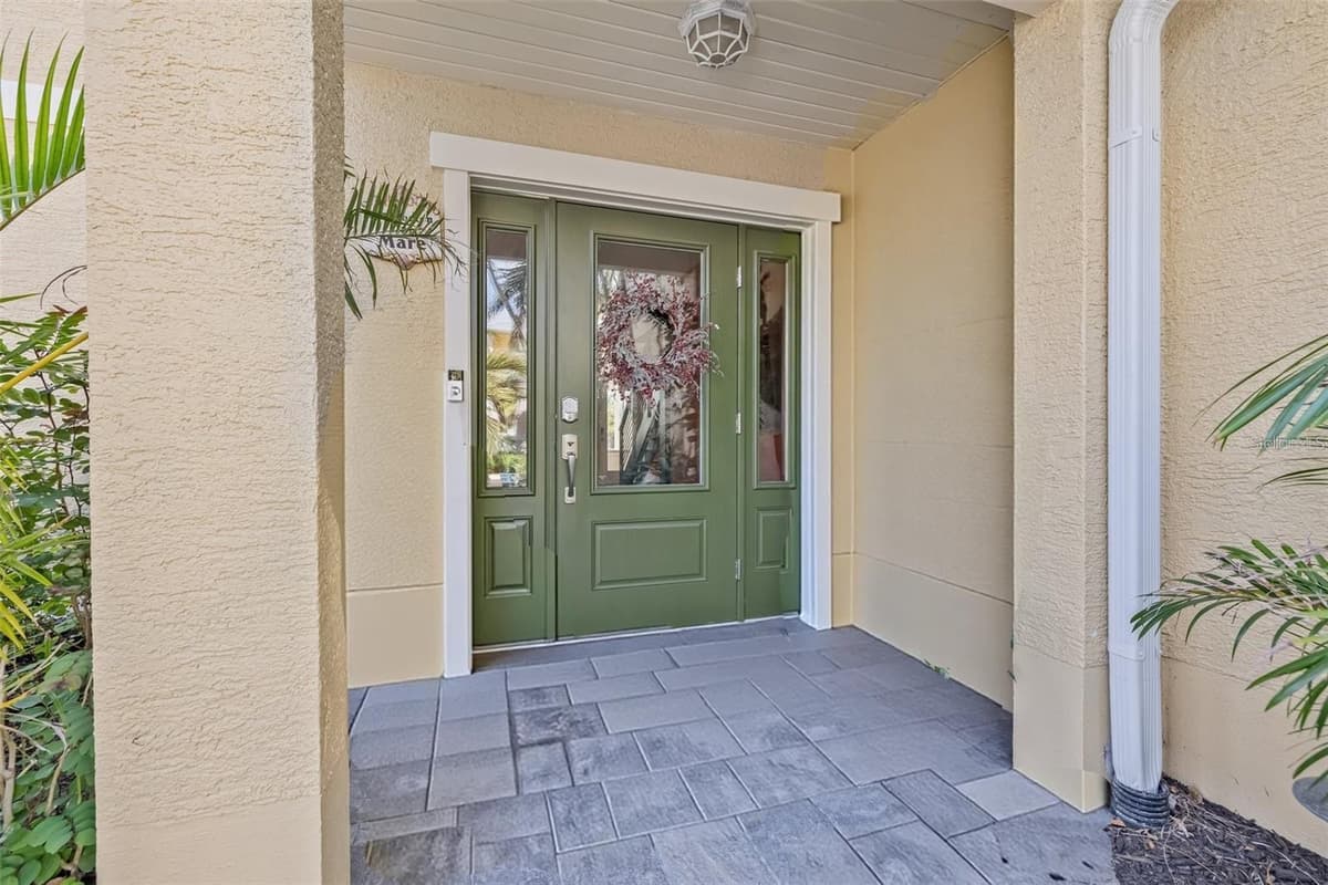 614 NORTON STREET — photo 13 of 60