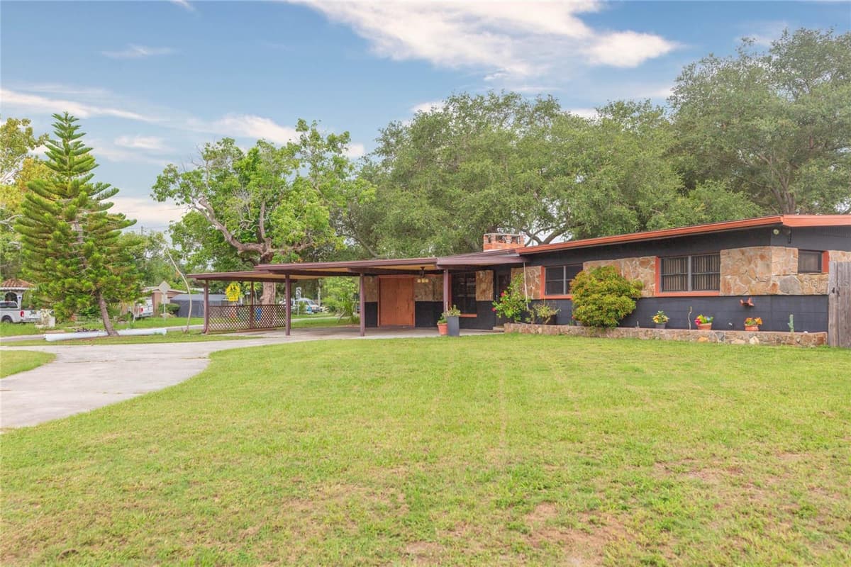 8813 FLAME VINE AVENUE — photo 1 of 42