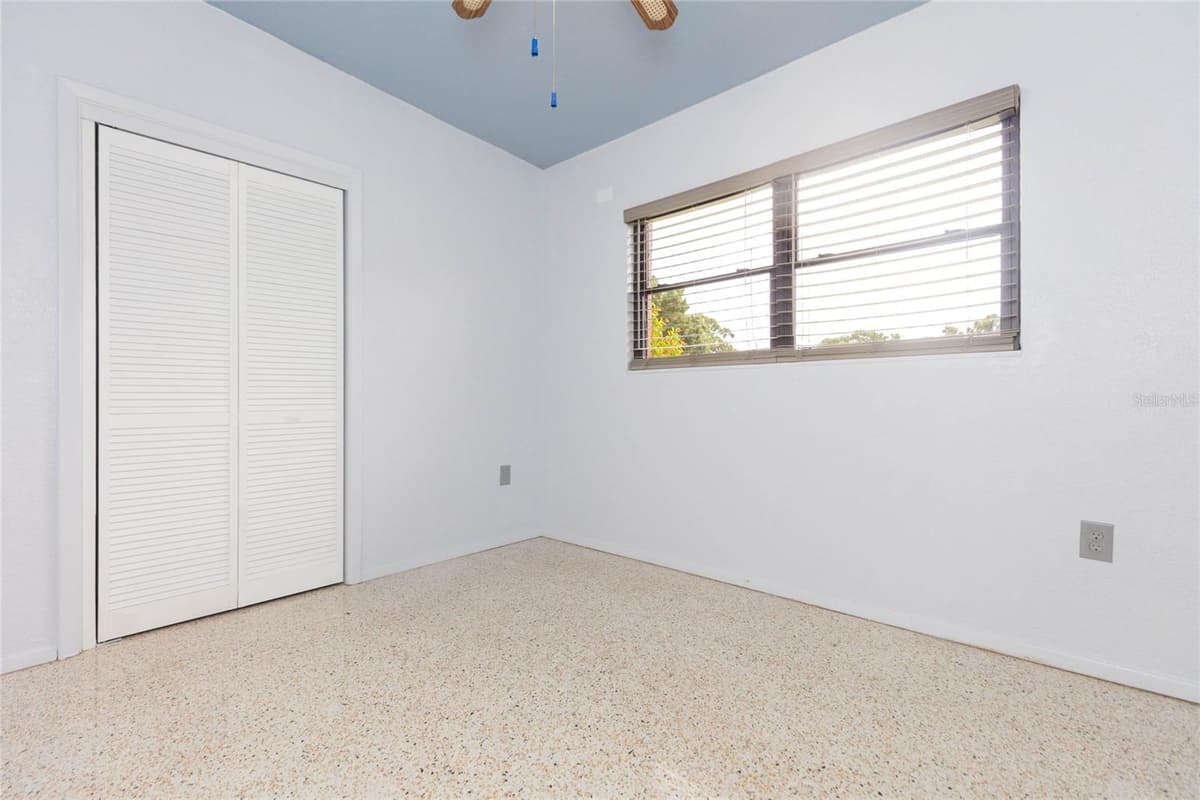 8813 FLAME VINE AVENUE — photo 18 of 42