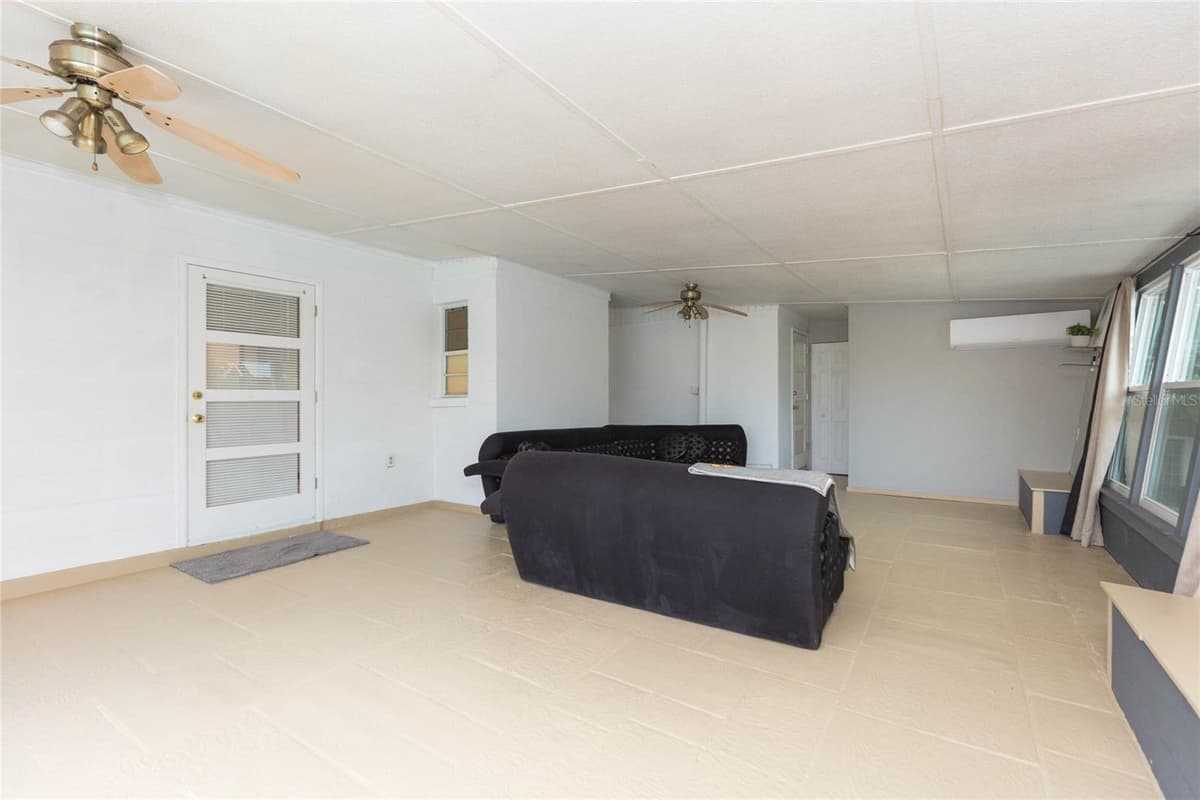 8813 FLAME VINE AVENUE — photo 30 of 42