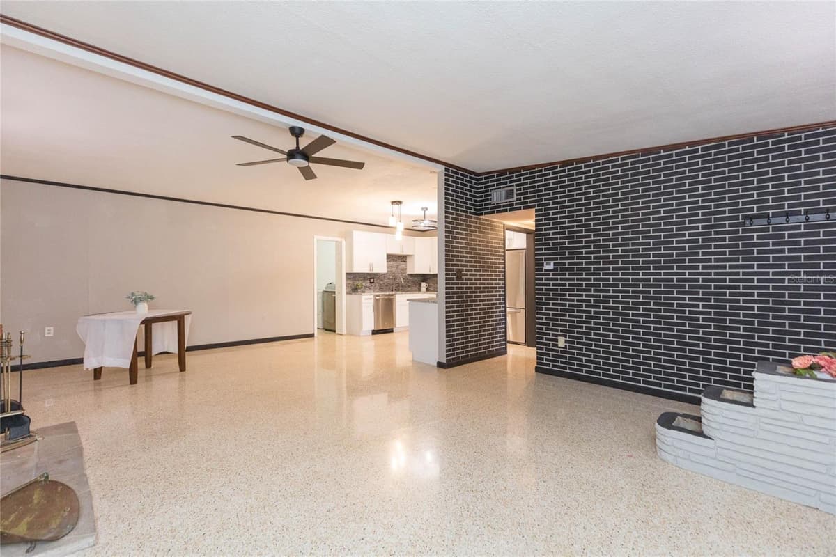 8813 FLAME VINE AVENUE — photo 3 of 42