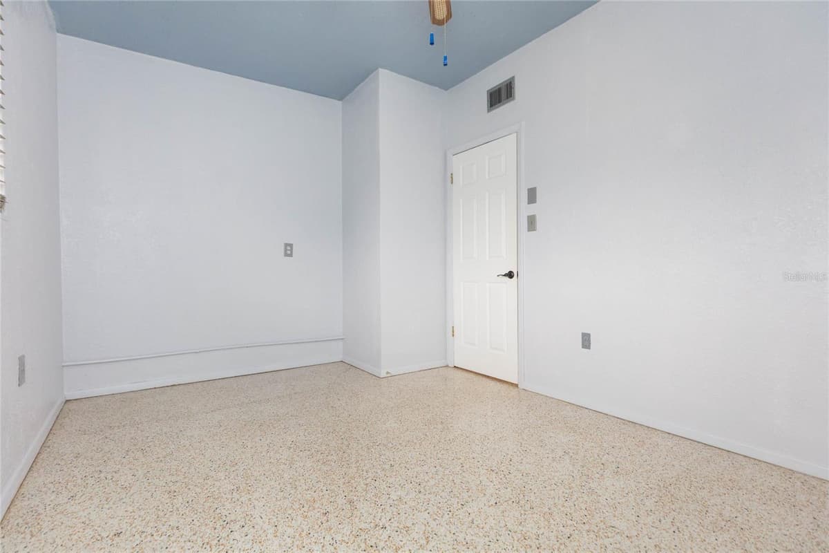 8813 FLAME VINE AVENUE — photo 21 of 42