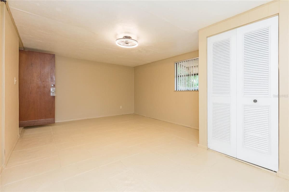8813 FLAME VINE AVENUE — photo 26 of 42