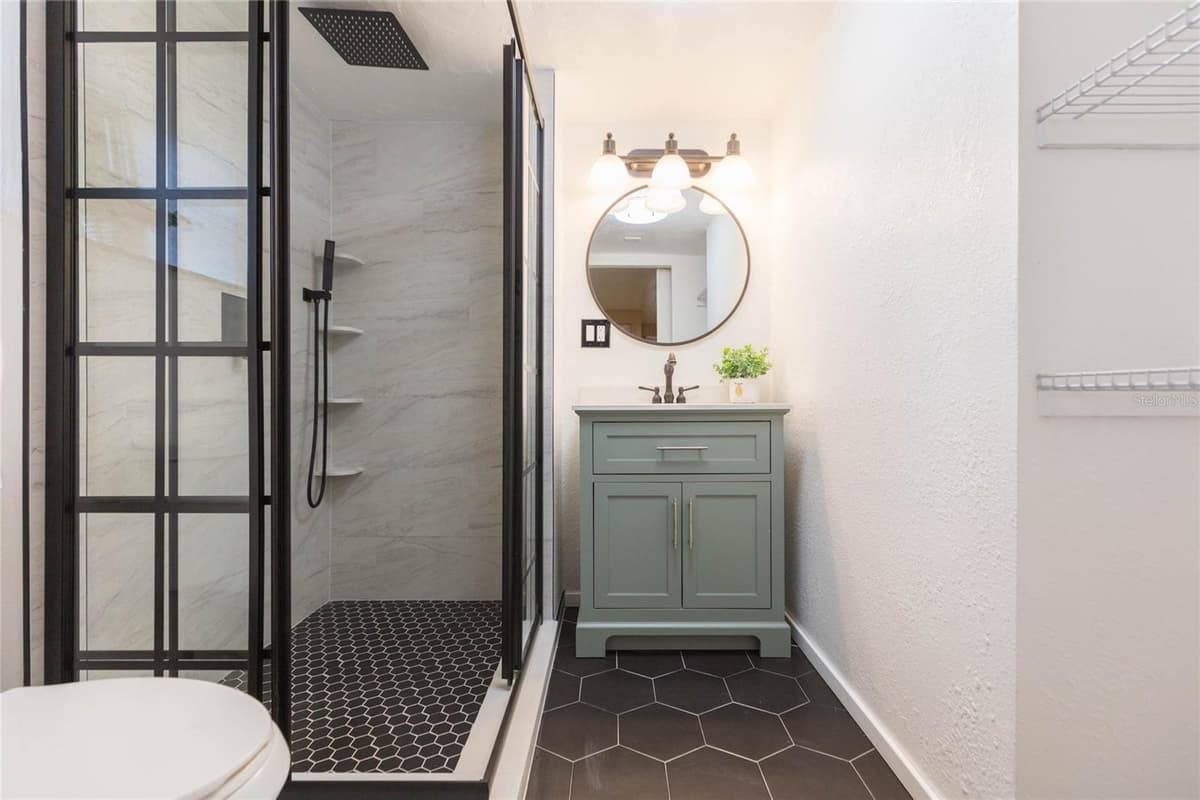 8813 FLAME VINE AVENUE — photo 23 of 42