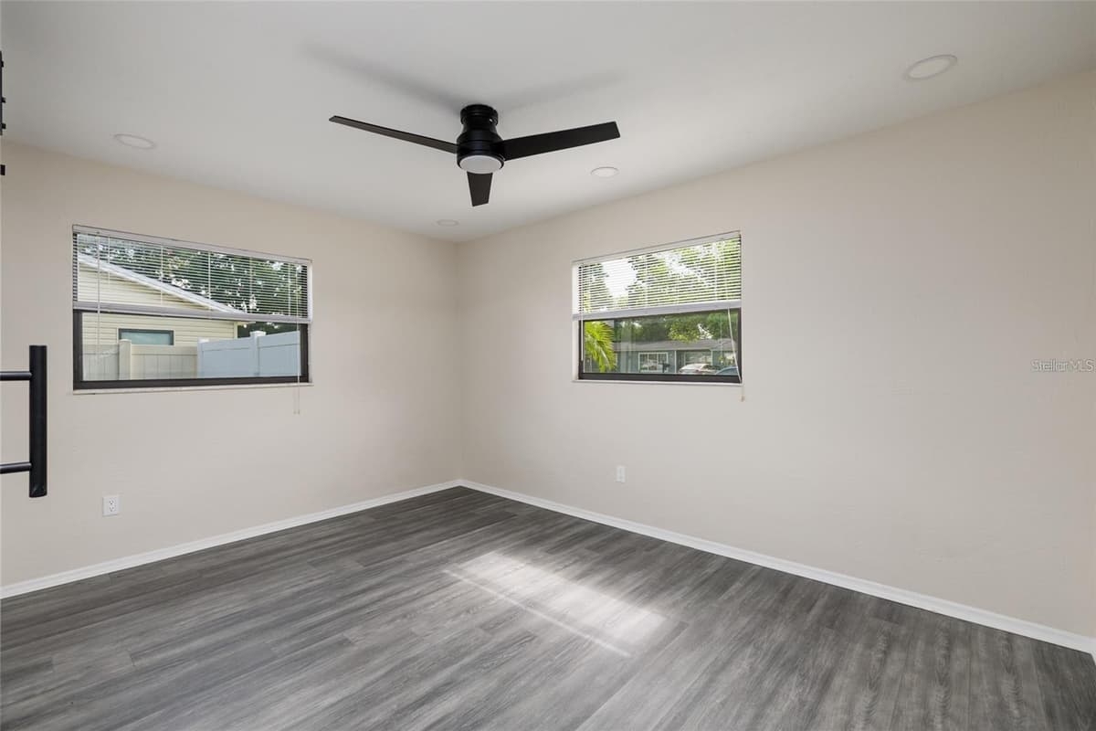 7500 15TH STREET — photo 19 of 32