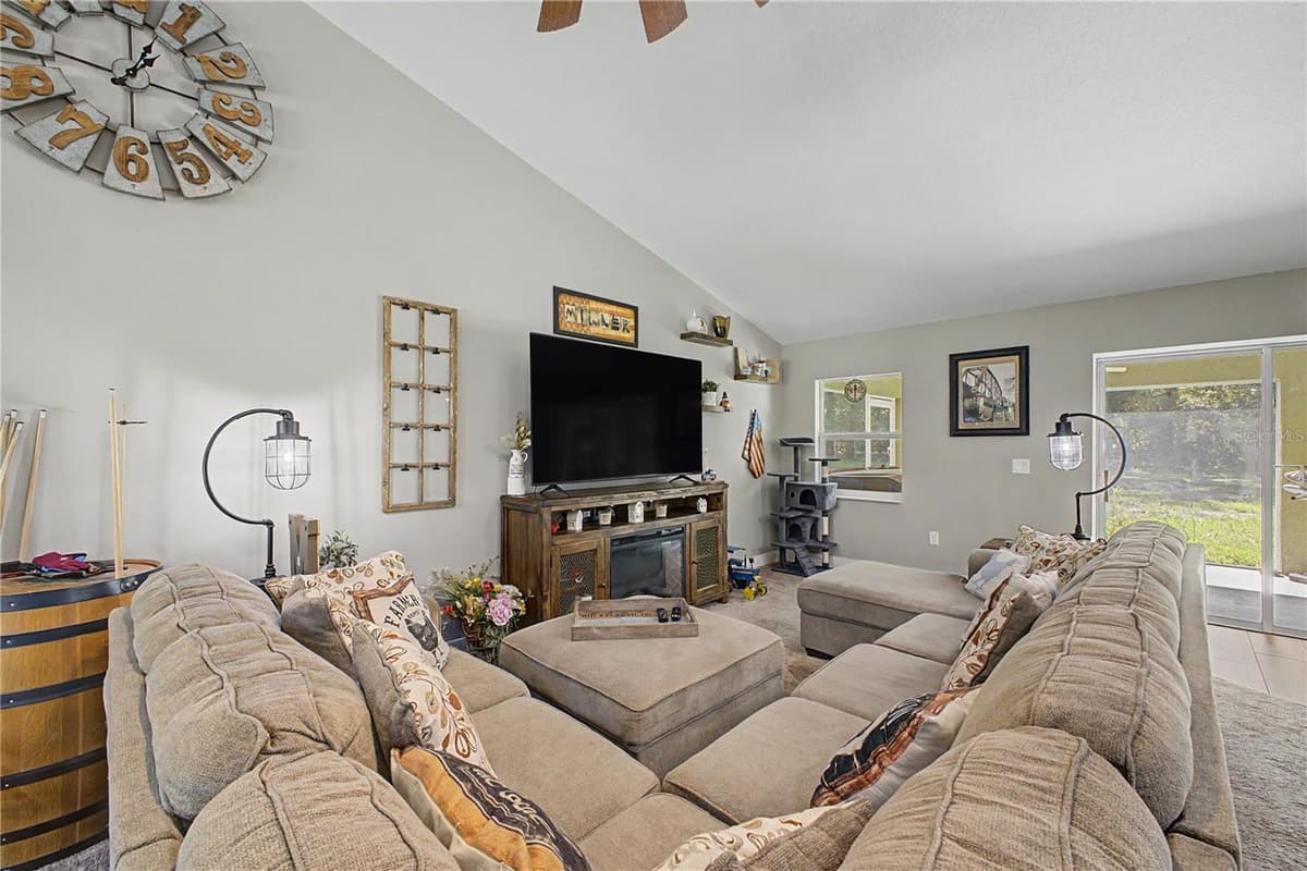 9230 SIKES COW PEN ROAD — photo 18 of 79