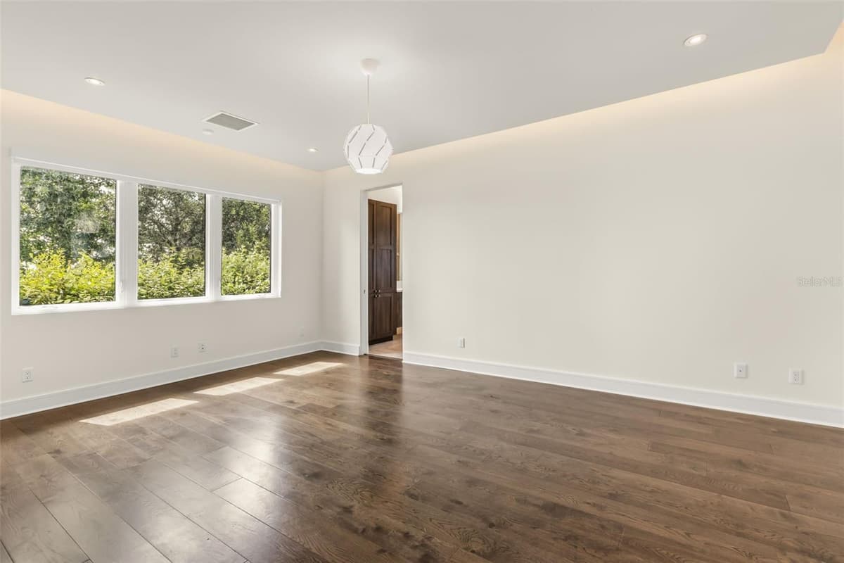 9352 BORDET COURT — photo 15 of 42