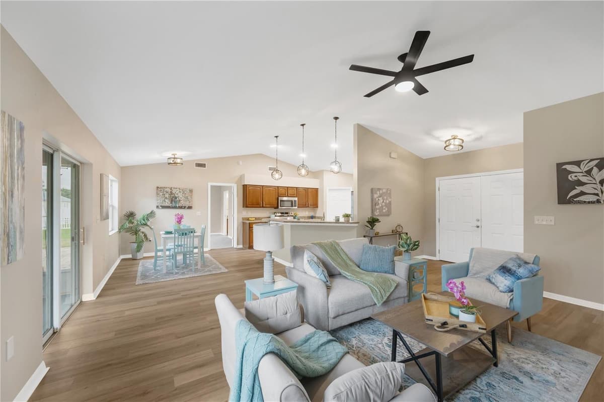 7811 PRINCETON MANOR CIRCLE — photo 4 of 26