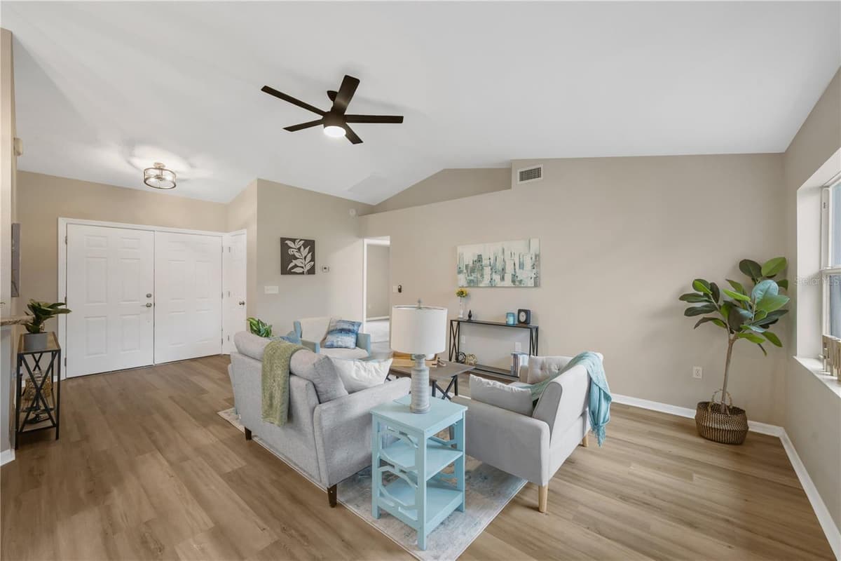 7811 PRINCETON MANOR CIRCLE — photo 12 of 26