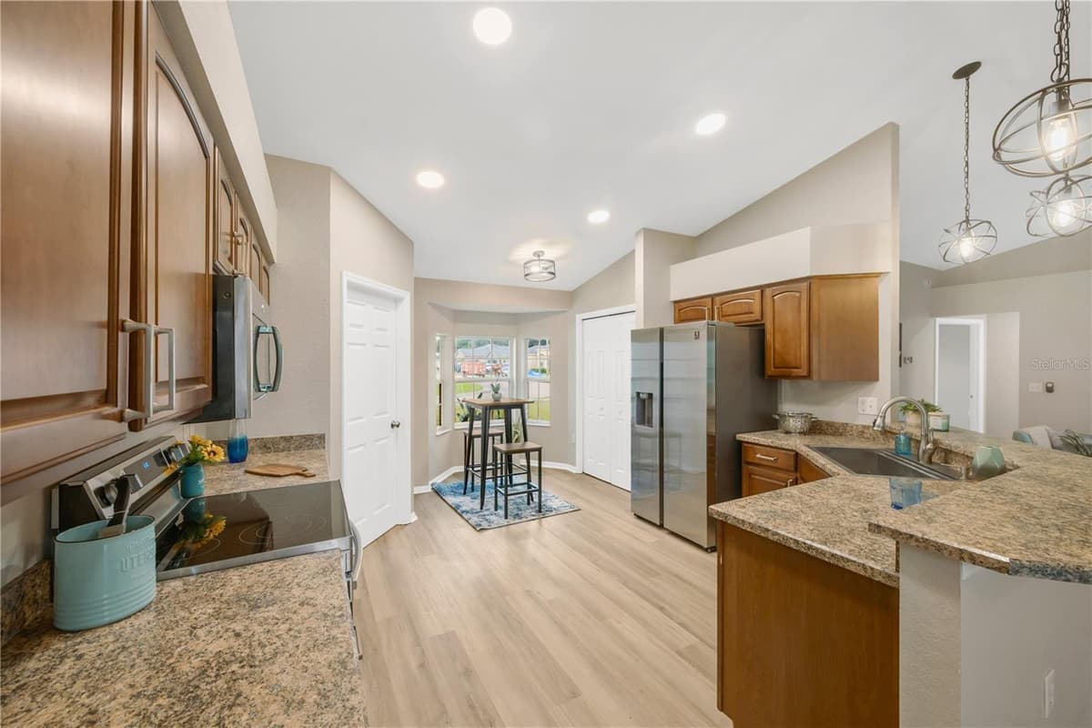 7811 PRINCETON MANOR CIRCLE — photo 10 of 26