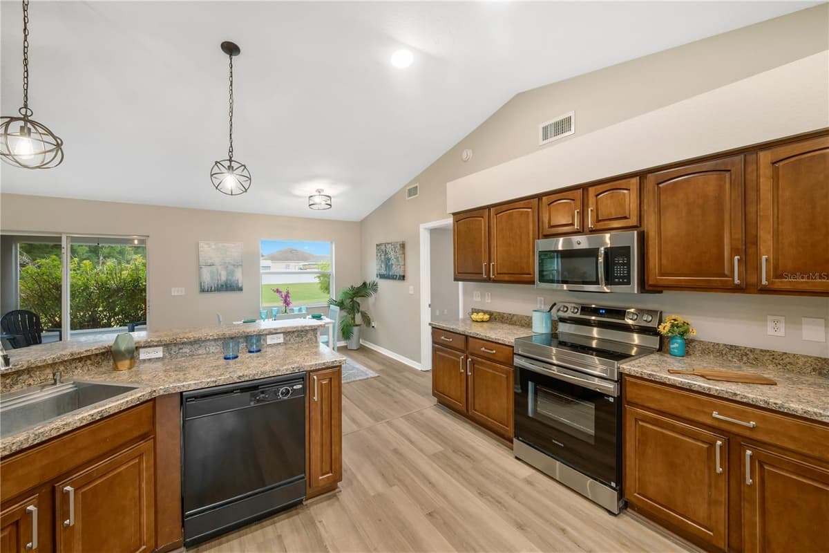 7811 PRINCETON MANOR CIRCLE — photo 20 of 26