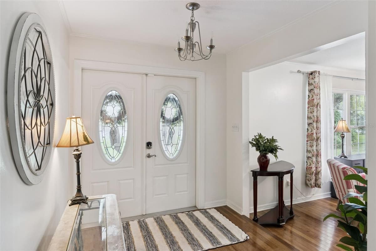 204 BIRCH LANE — photo 4 of 51