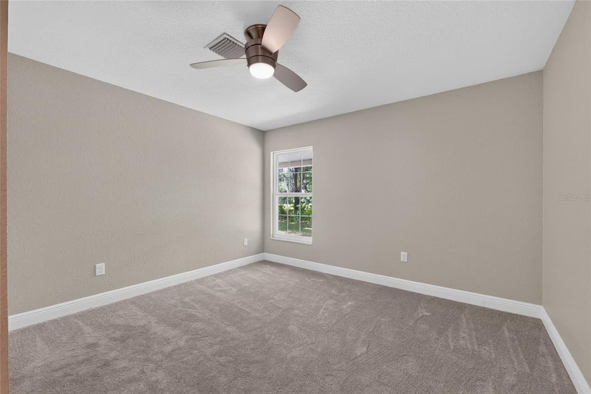 7555 77TH PLACE — photo 29 of 40