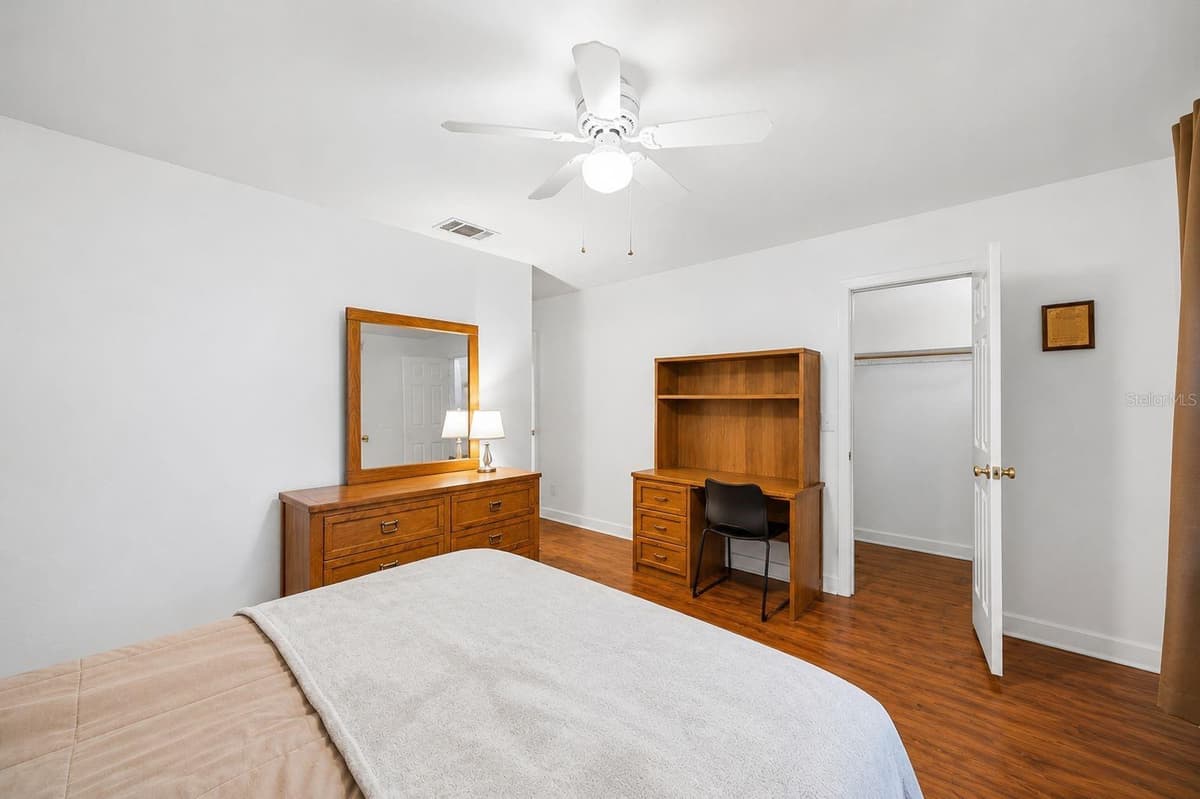 5409 KENWOOD DRIVE — photo 14 of 43